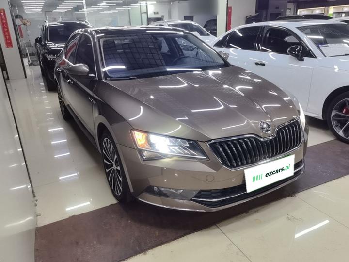 Superb 2016 TSI330 DSG photo 3