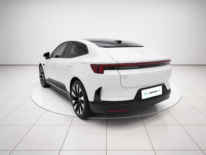Polestar 4 2024 Long Range PLUS photo 4