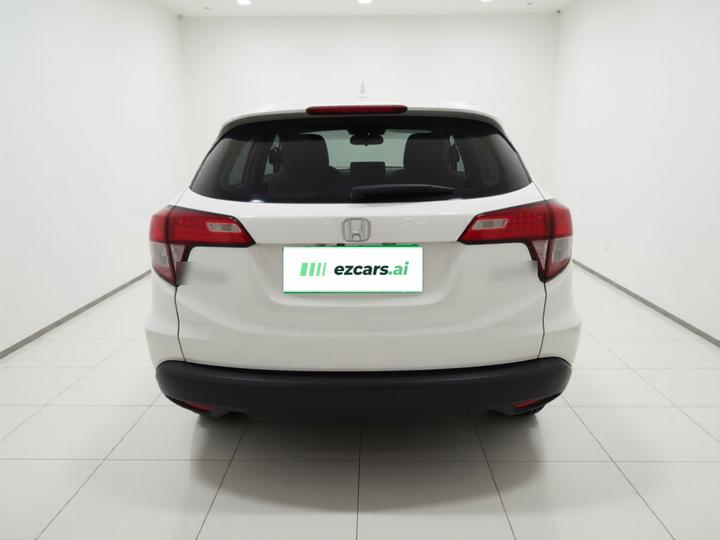 Vezel 2015 1.5L CVT RWD Comfort photo 5