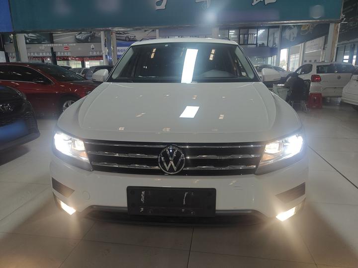 Tiguan L 2021 280TSI AT RWD Comfort Low Trim photo 2