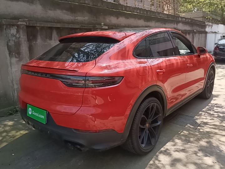 2019 Cayenne Coupé 3.0T photo 4