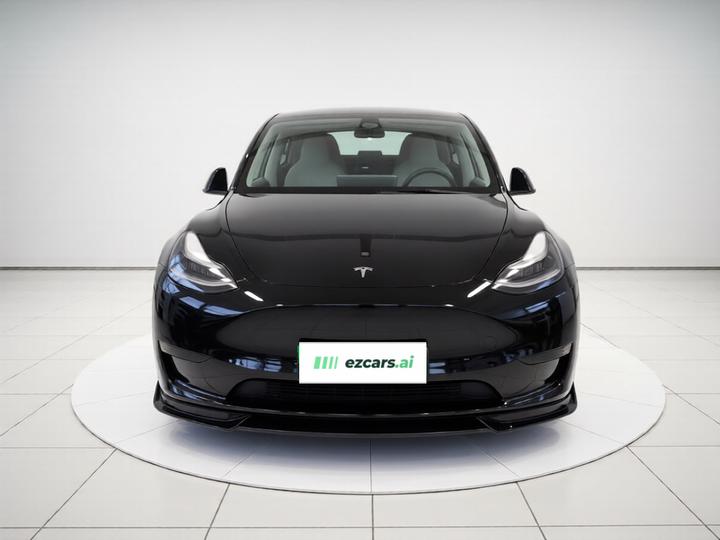 Model Y 2022 RWD photo 2