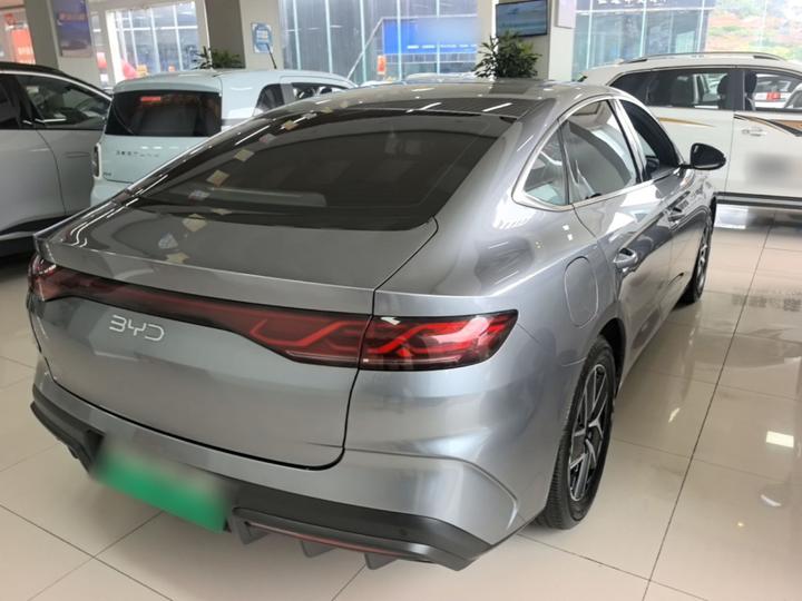Qin L 2024 DM-i 120KM Leading photo 4