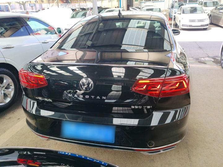 Magotan 2025 Facelift 330TSI DSG Luxury photo 3