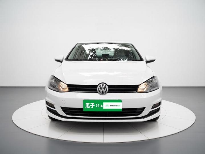 Golf 2015 1.6L AT Comfort photo 2