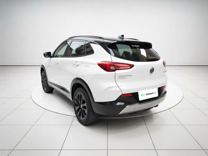 2021 332T CVT Luxury photo 4