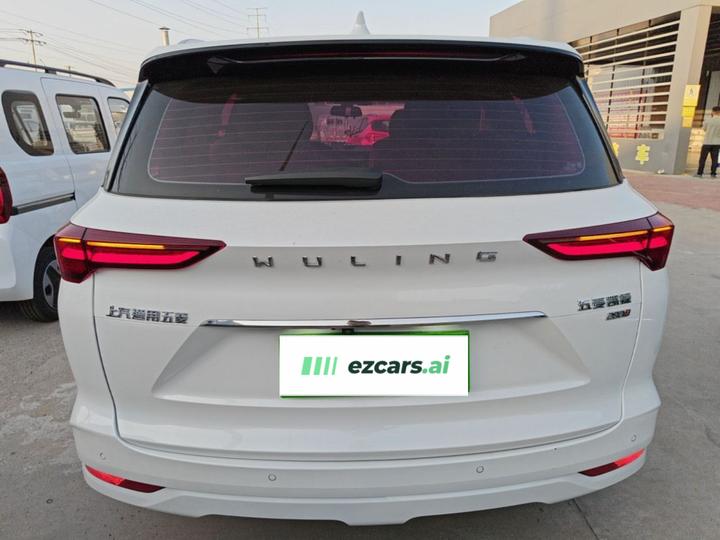 Wuling 2020 1.5T CVT Flagship photo 3