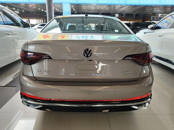 Sagitar 2025 300TSI DSG photo 3