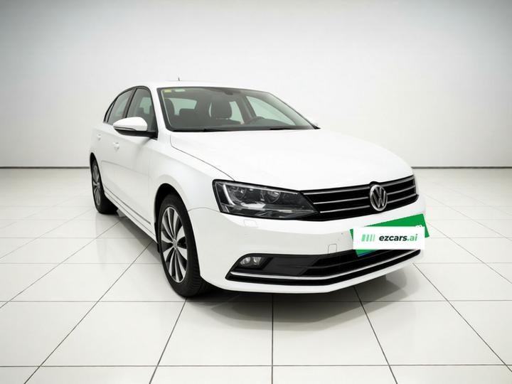 Sagitar 2018 180TSI DSG Exclusive photo 3
