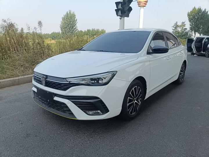 i5 2021 1.5L MT Platinum