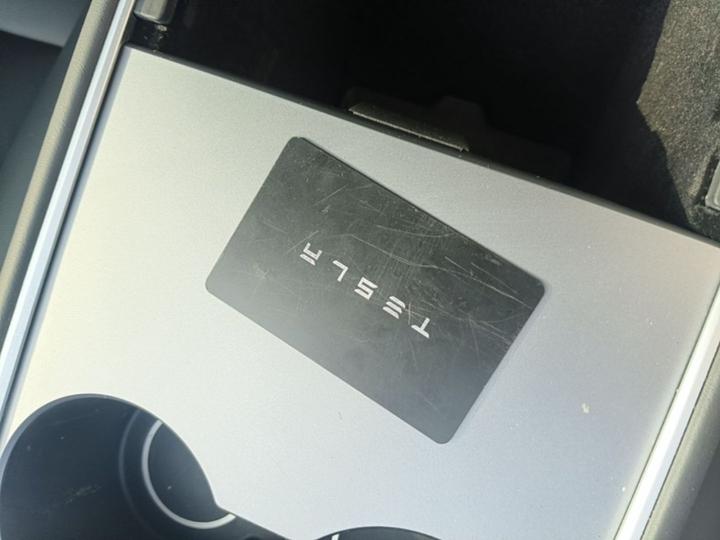 Model 3 2022 RWD photo 8