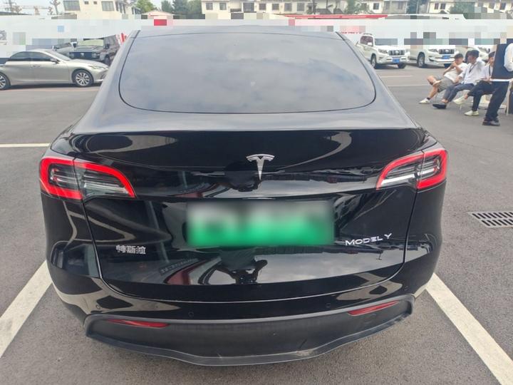 Model Y 2021 Standard Range RWD photo 3