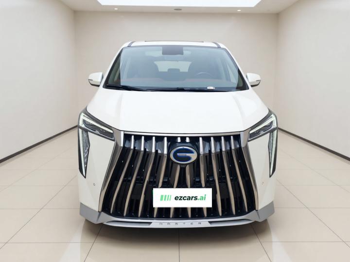 GAC Trumpchi M8 2023 Hybrid photo 2