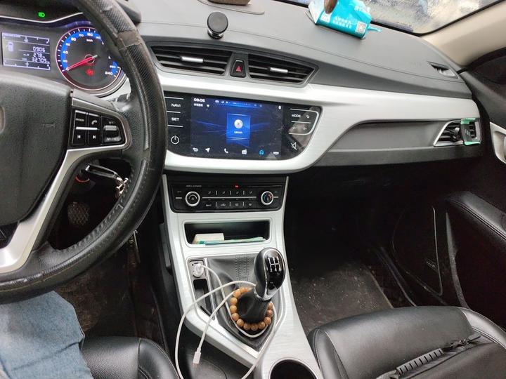 Vision 2019 Upgraded 1.5L MT Luxury China VI photo 5