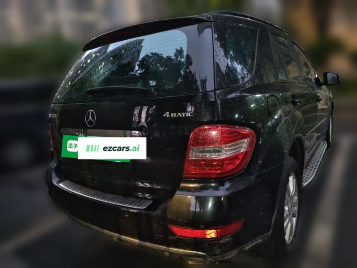 M-Class 2010 ML 300 4MATIC photo 5