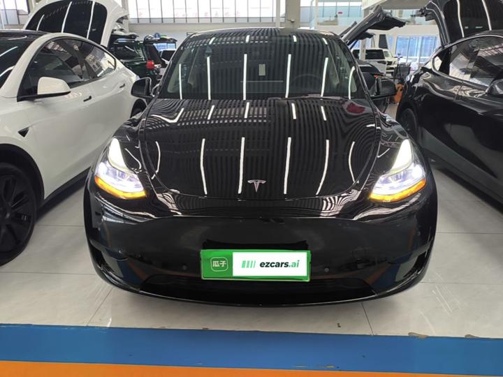 Model Y 2022 Facelift RWD photo 2