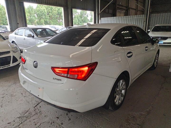 Verano 2019 Sedan 15S AT Leading photo 4