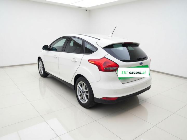 Focus 2017 Hatchback 1.6L MT Fashion photo 4