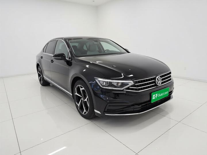 Magotan 2025 Facelift 330TSI DSG Luxury photo 3