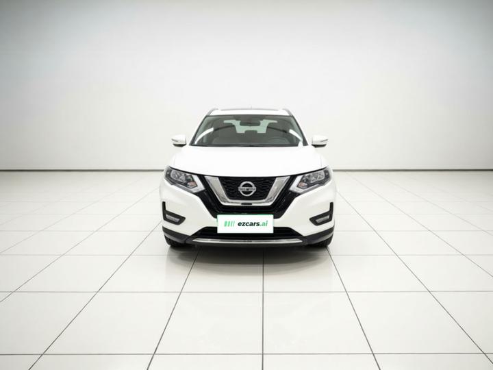 X-Trail 2022 Facelift 2.0L RWD Connected Comfort photo 2