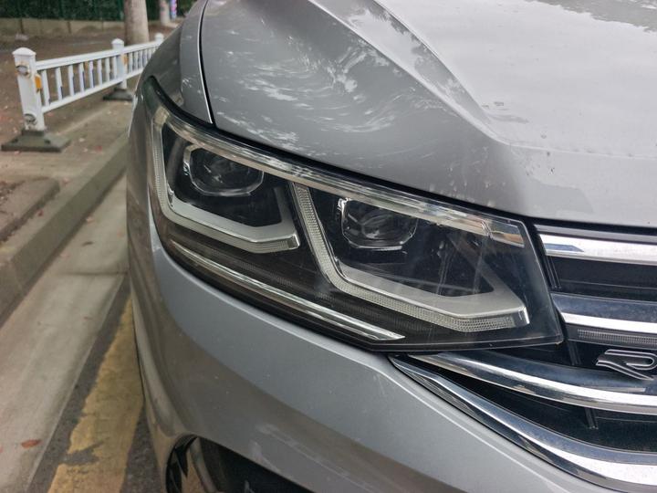 Tiguan L 2022 330TSI AT RWD R-Line Flagship photo 7