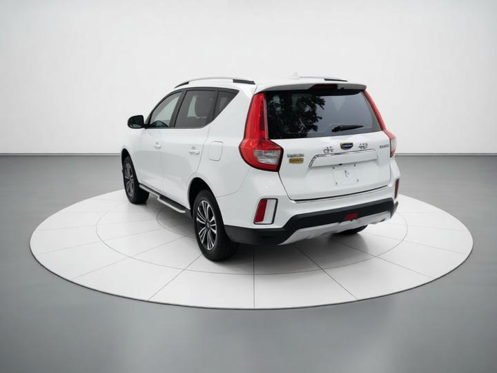 Vision X6 2016 1.8L MT Premium photo 4
