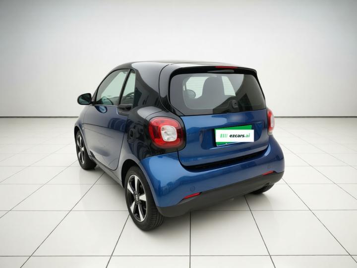 fortwo 2018 1.0L 52 Coupe China V photo 4
