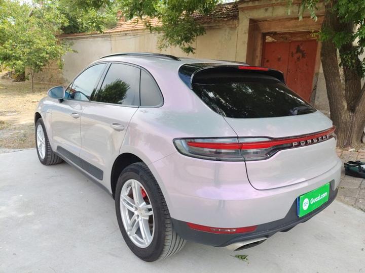 2018 Macan 2.0T photo 4