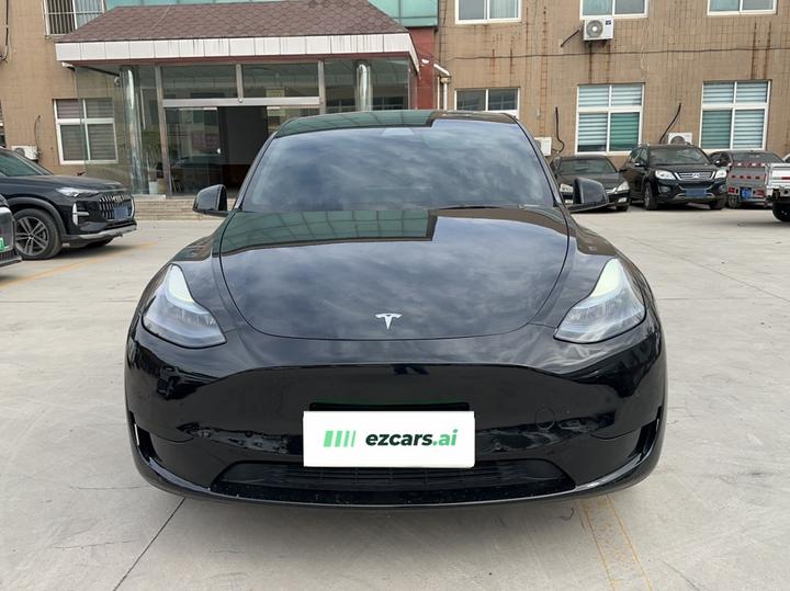 Model Y 2022 Facelift RWD photo 2