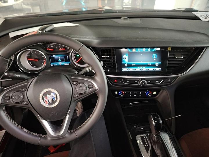Regal 2019 20T Elite China VI photo 5