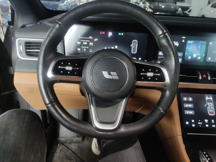 Li Auto ONE 2021 EREV 6-Seater photo 6