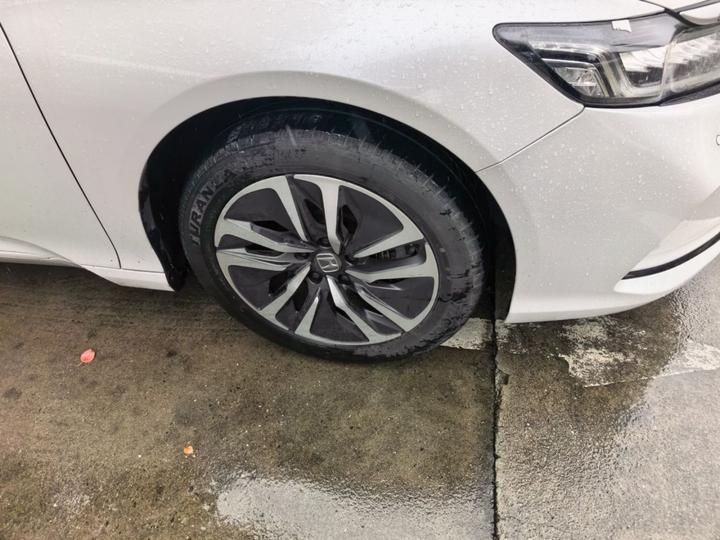 2022 Hybrid 2.0L photo 8