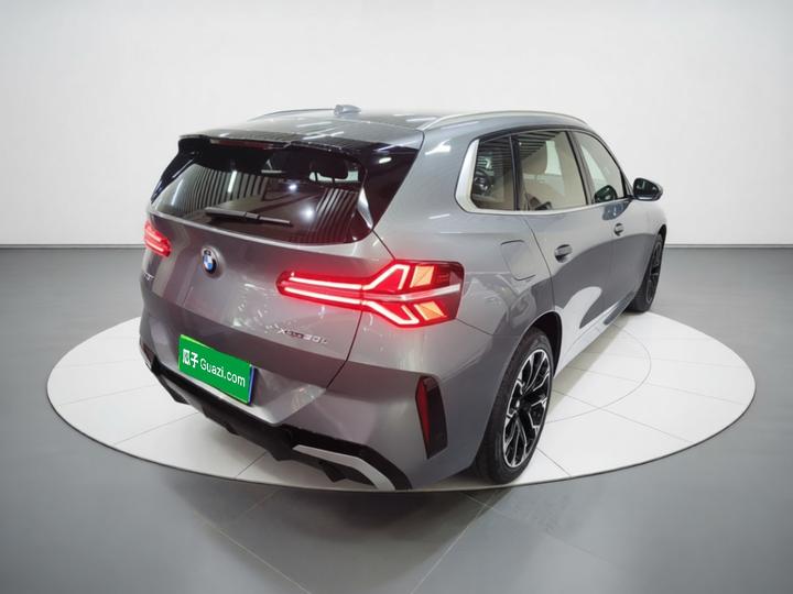X3 2025 xDrive30L Exclusive M Sport Package photo 6