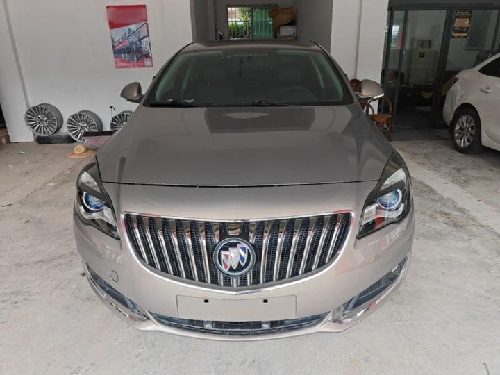 Regal 2015 1.6T Leading Tech photo 2