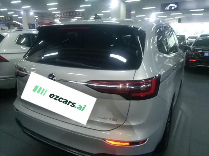 Viloran 2022 380TSI photo 6