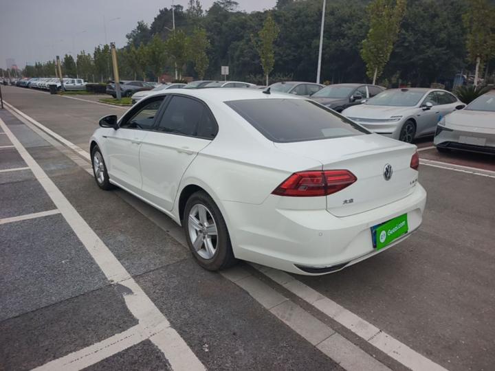 Lamando 2019 230TSI DSG China VI photo 4