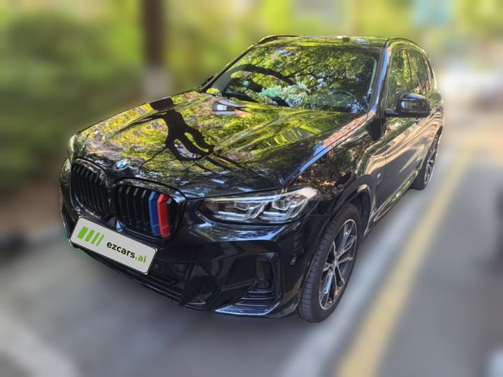 X3 2022 xDrive30i Leading M Night Package