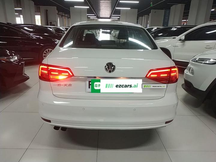 Sagitar 2017 230TSI AT Comfort photo 5