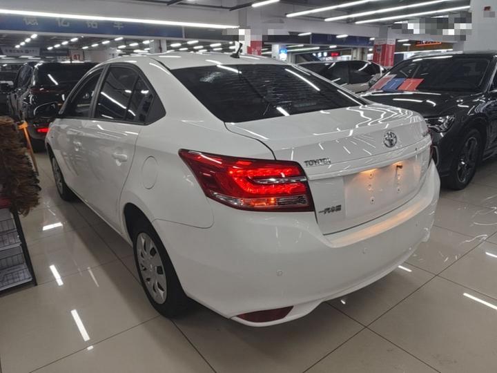 Vios 2017 1.5L CVT photo 4