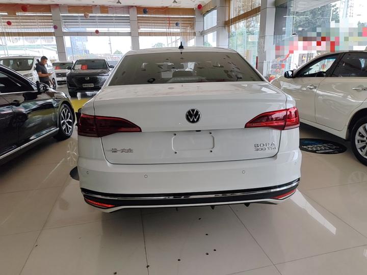 Bora 2023 300TSI DSG photo 5
