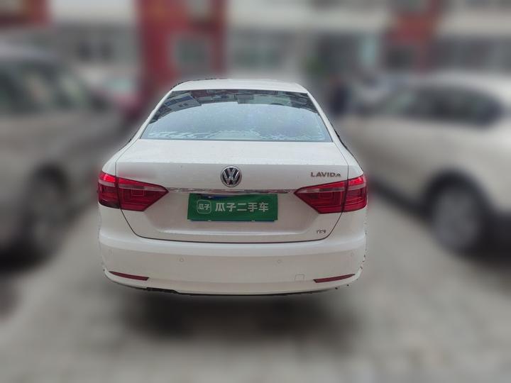 Lavida 2013 Facelift 1.4TSI DSG Comfort photo 5