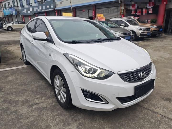 Elantra 2016 1.6L AT Smart photo 3