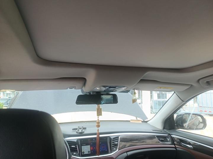 GAC Trumpchi GS8 2017 320T RWD Luxury Connected 7-Seater photo 8