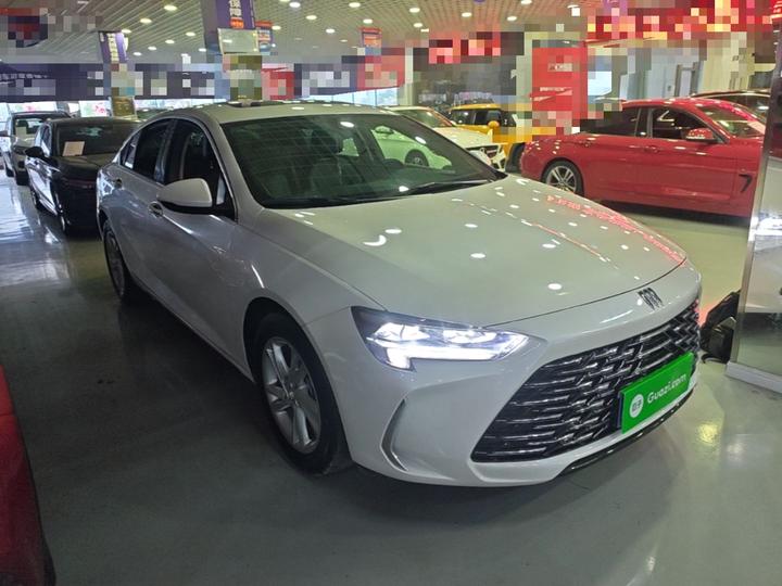 Regal 2024 Facelift 25T photo 3