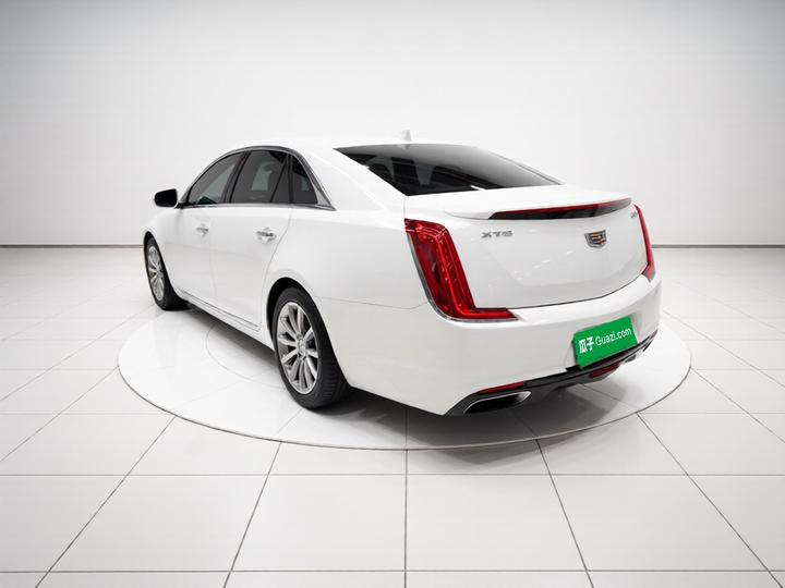 XTS 2018 28T Elite photo 4