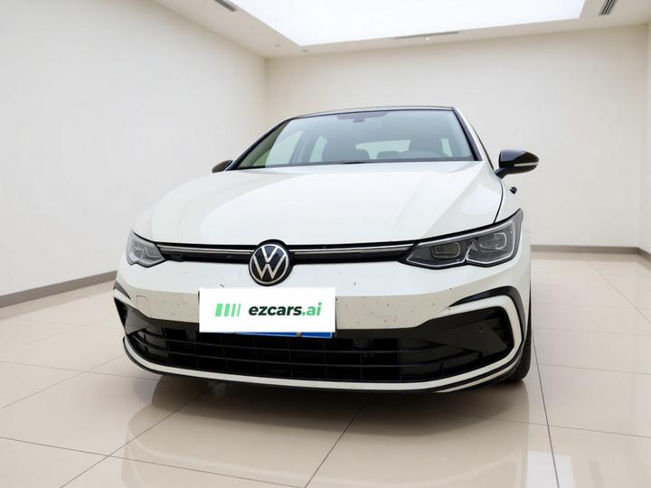 Golf 2023 Facelift 280TSI DSG R-Line Lite photo 2