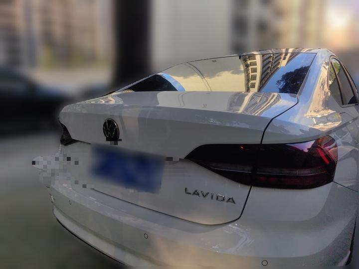 Lavida 2021 1.5L AT photo 3
