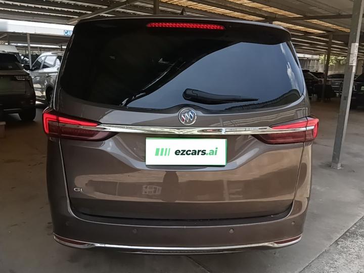 GL8 2023 Facelift Luxury photo 3