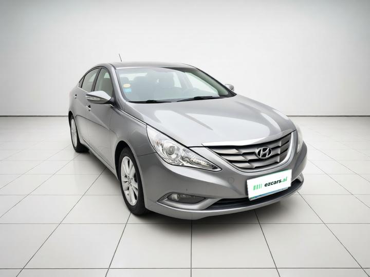 Sonata 2011 2.0L AT Leading photo 3
