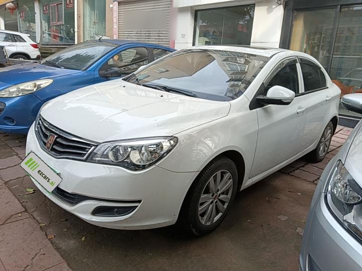 350 2015 1.5L MT Luxury